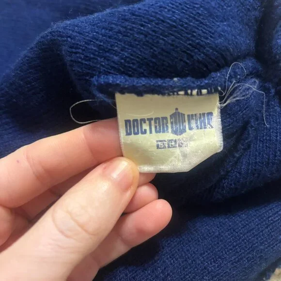 Doctor Who Police Box Tardis Hat - Picture 7 of 8